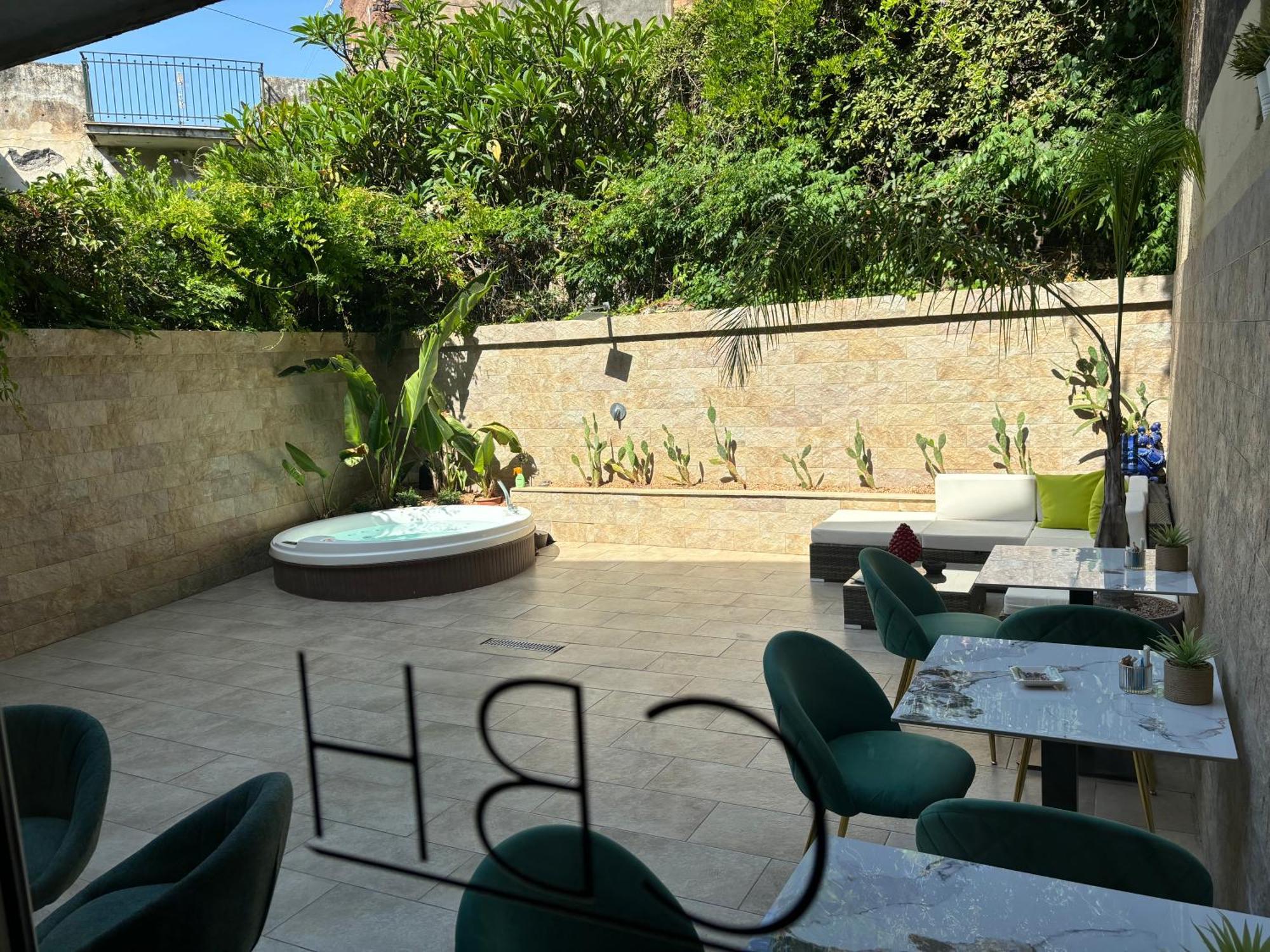Cbh Sicitaly Group Bed & Breakfast Aci Castello Bagian luar foto