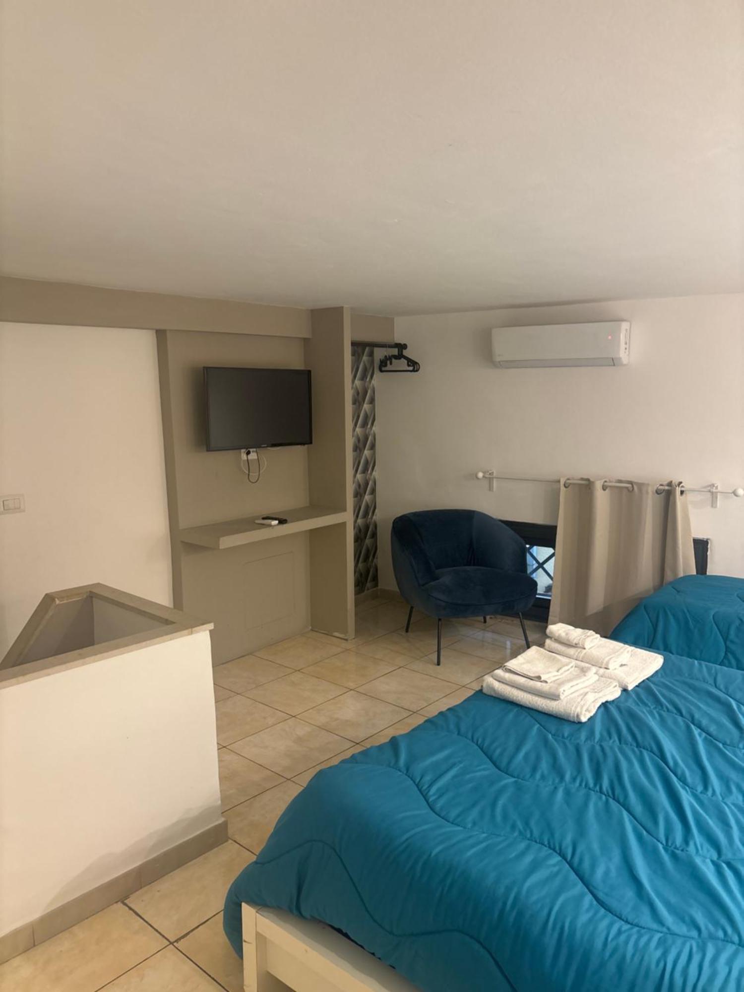 Cbh Sicitaly Group Bed & Breakfast Aci Castello Bagian luar foto